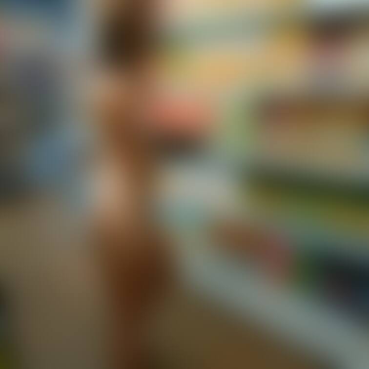 ヌードで買い物！
スタンドプランでは、さらに良い画像があります。