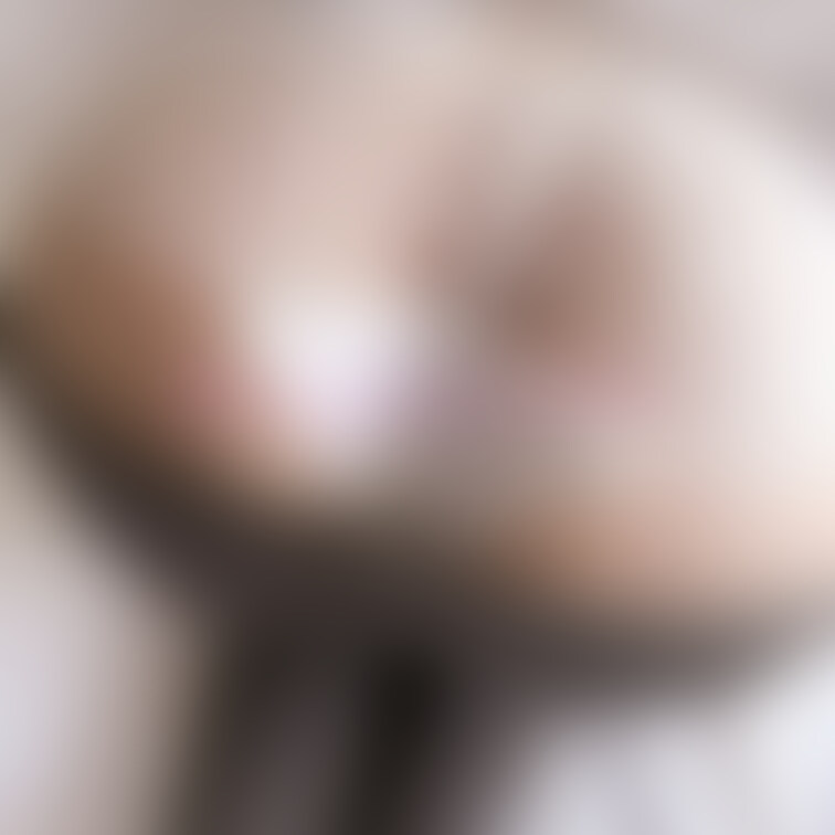 人妻のおっきなおちり🍑
食べごろなんですけど…🥺💦
賞味期限内に早く食べてね💕