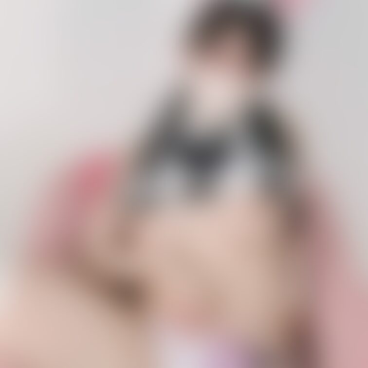 パンツの中に手が伸びそう💕