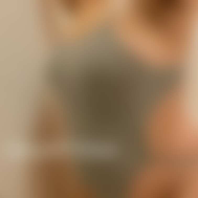 おっぱいの始まりが柔らかそう😳❤️