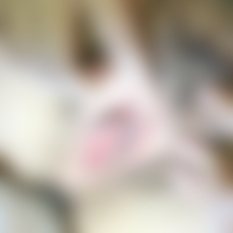 【華のNo.SEVENTEENちゃん】局部アップ❤️超絶美少女ちゃんの、剛毛卑猥な、クリ剥きおまん○○○、接写でくっぱぁ