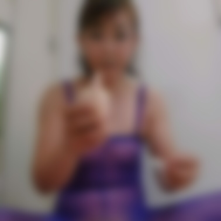 新しい玩具
まずは吸引から使ってみるよ！

吸引タイプを使うのは
初めてかも😁

痛いかな？
強いかな？