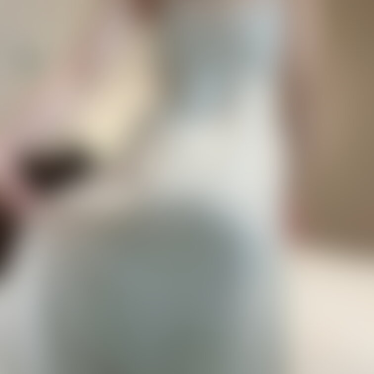 お尻も大きいおねえさん