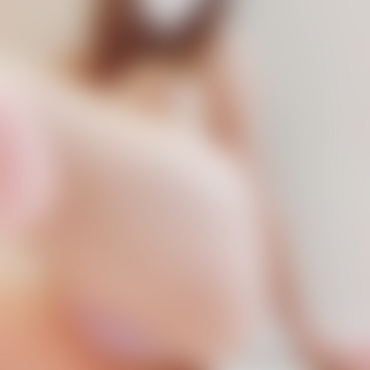 お尻と乳首🍑💋🤳