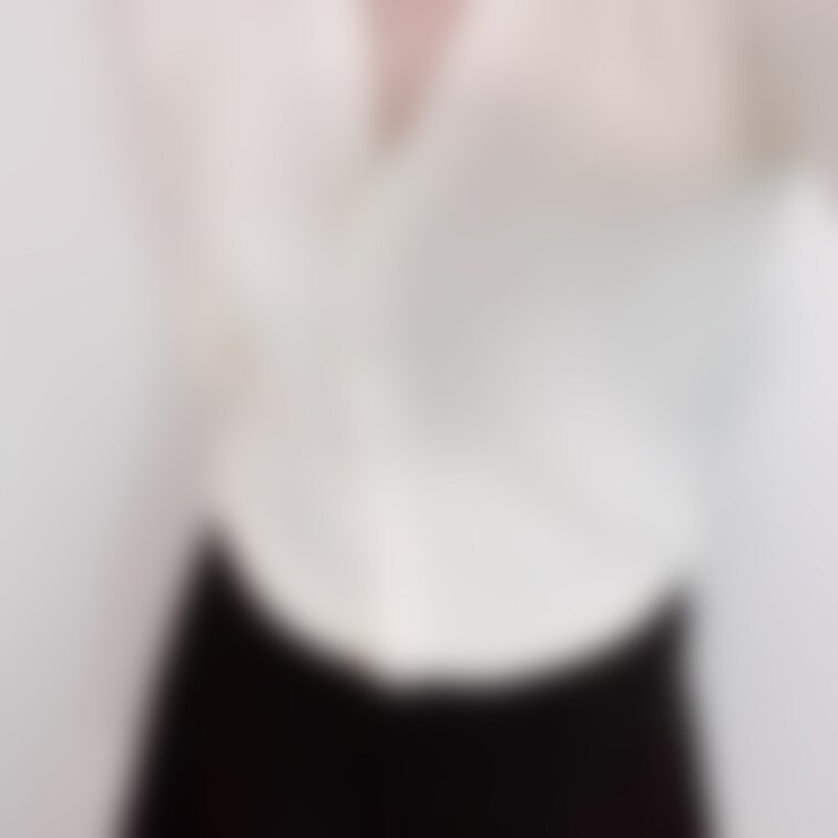パンチラ、ブラチラ見てほしいな😘😘

見られてるって想像すると興奮しちゃうんです…😝