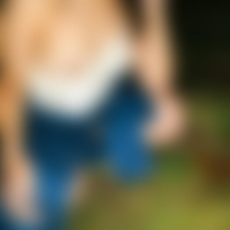 貧乳の正体です
許してもらえると喜んでまた違う写真撮れます
