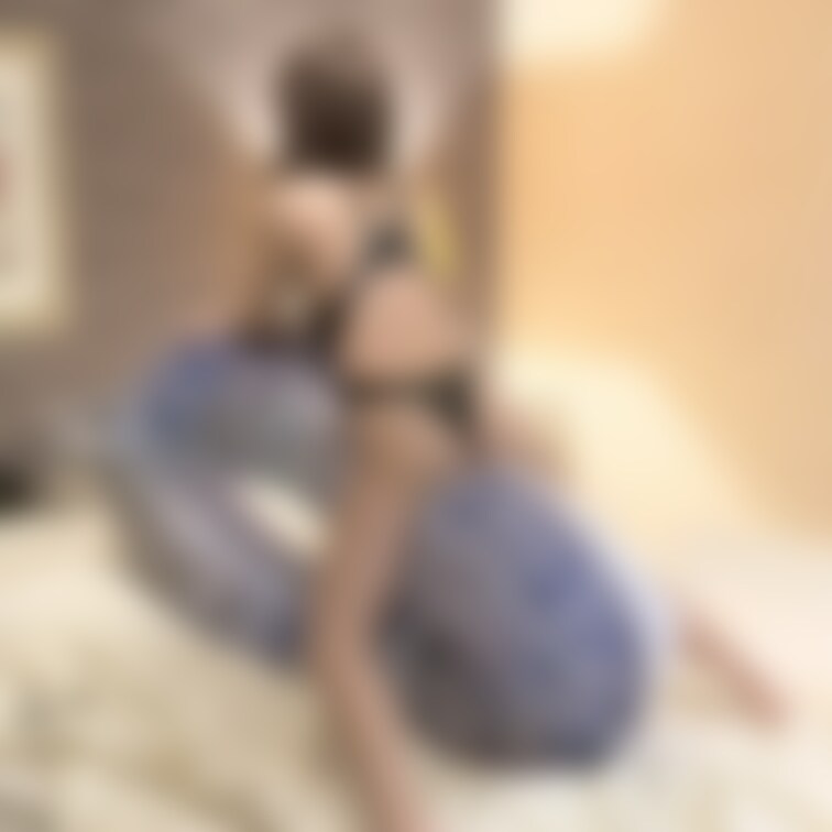 🌻【 期間限定 20％OFF！】🍉

競泳水着で浮き輪に跨ってすりすり＆バウンド動画です⋆⸜♡⸝‍⋆
大きい浮き輪