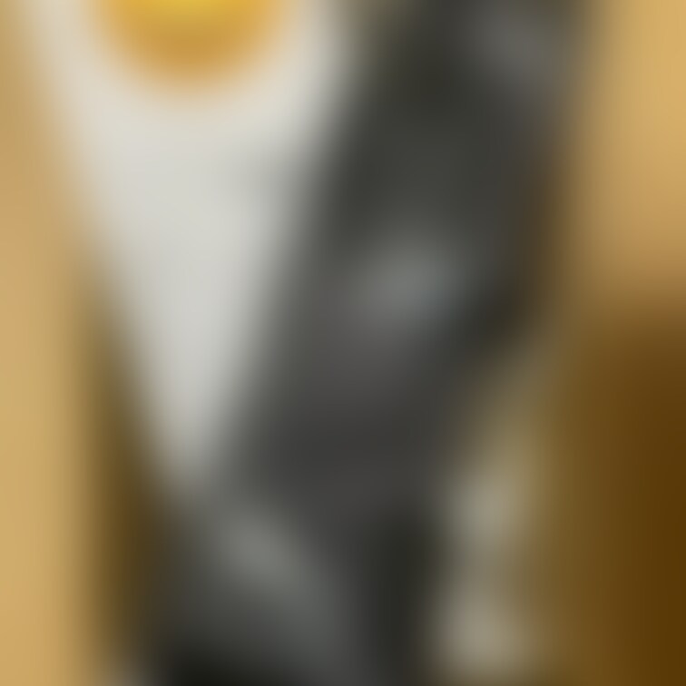 お礼

Amazonほしい物リストに掲載していたお品を頂きました！！
ありがとうございます😊
早速撮影に使用させ
