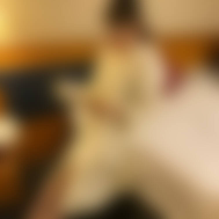 静止画シリーズ。ホテルで寝取られスタートの時の画像。



#人妻
#素人
#寝取られ
#NTR
#他人