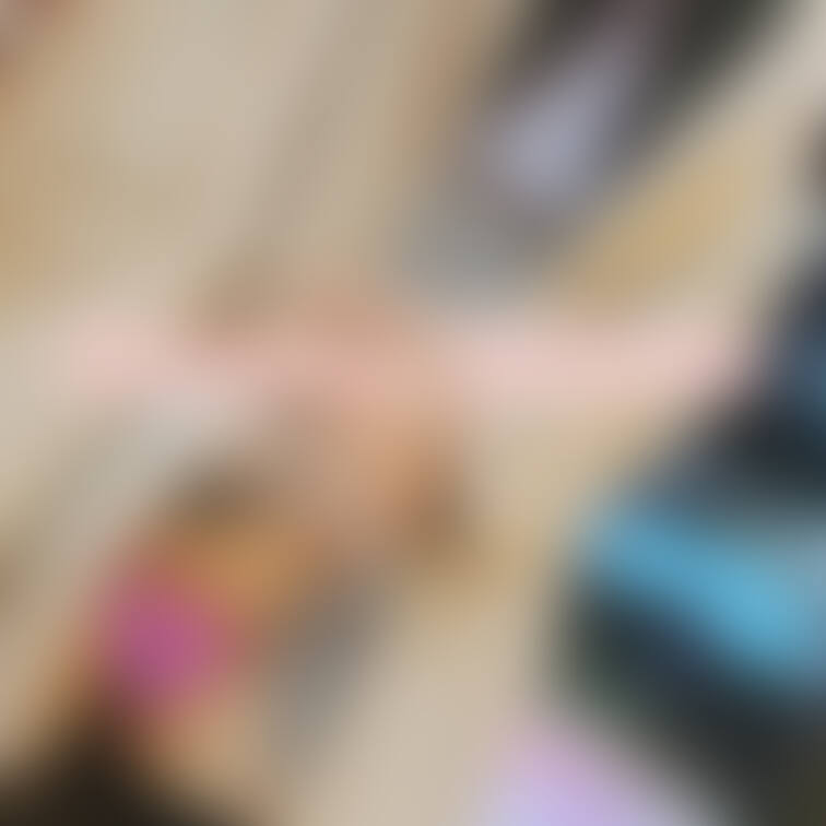 Twitter未公開写真
ゲームセンターはコーナーによってほぼ男性しかいないエリアがあるので、むらむらしてるときはあえ