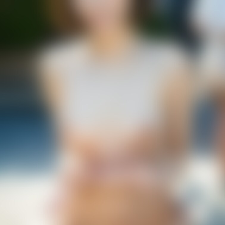 20代女性の全裸画像です