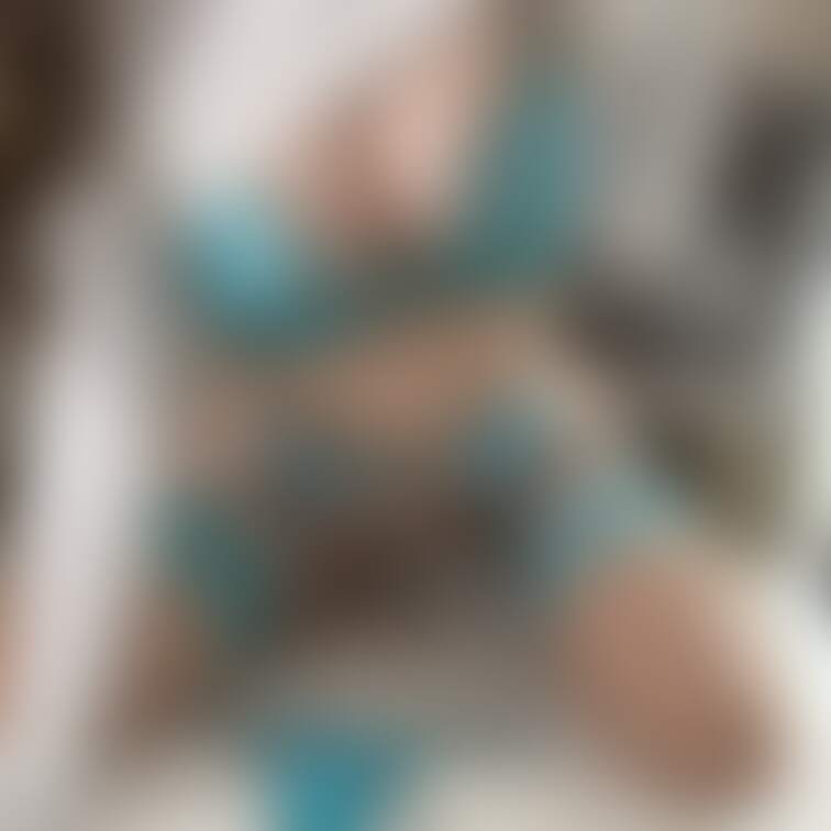 ブラからはみ出させた乳首とデカクリ見え自撮り💗💗【ザーメンローションぶっかけてディルドオナニーしてみた💗アナル見せあり】