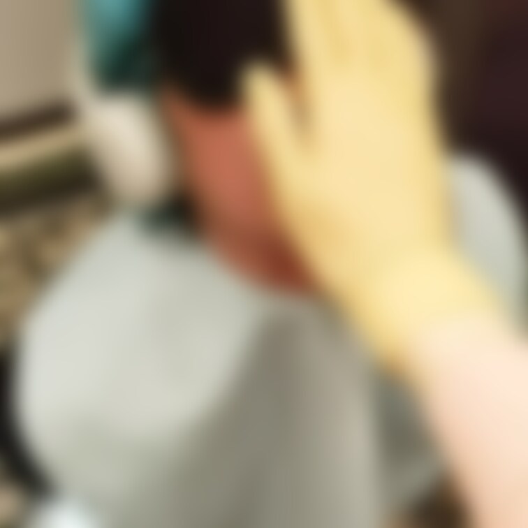 ゴム手袋大好きなマゾ患者🤭