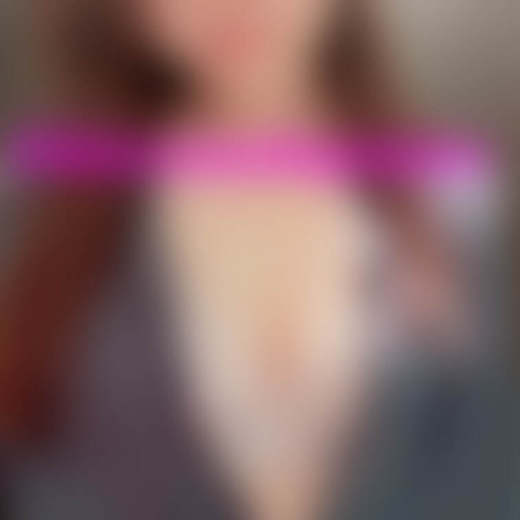 １週間おつかれさまでした♡
ひな🌷のちょいエロ💗な写真で癒されてくれるといいな🥹💕