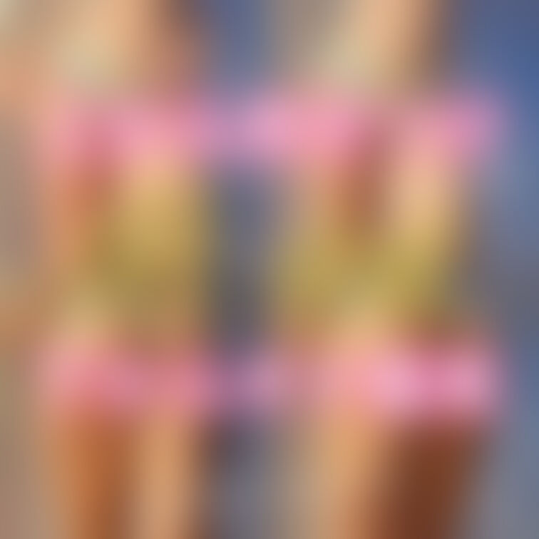 上から見せつけ、下からオナ鑑賞♥

のオフショット📸❤️