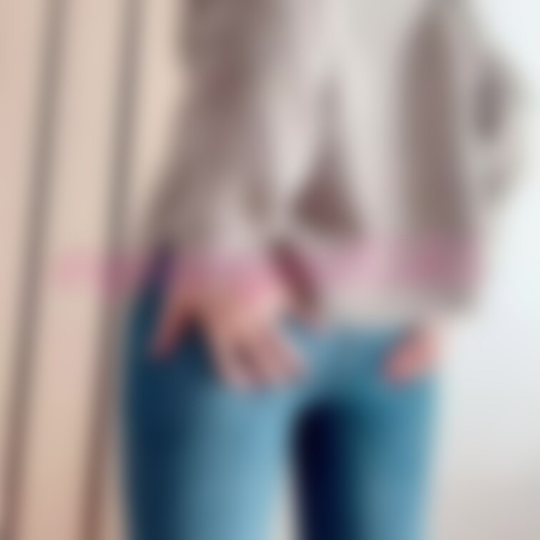 デニム尻ふりふりしてる動画☺️❤️