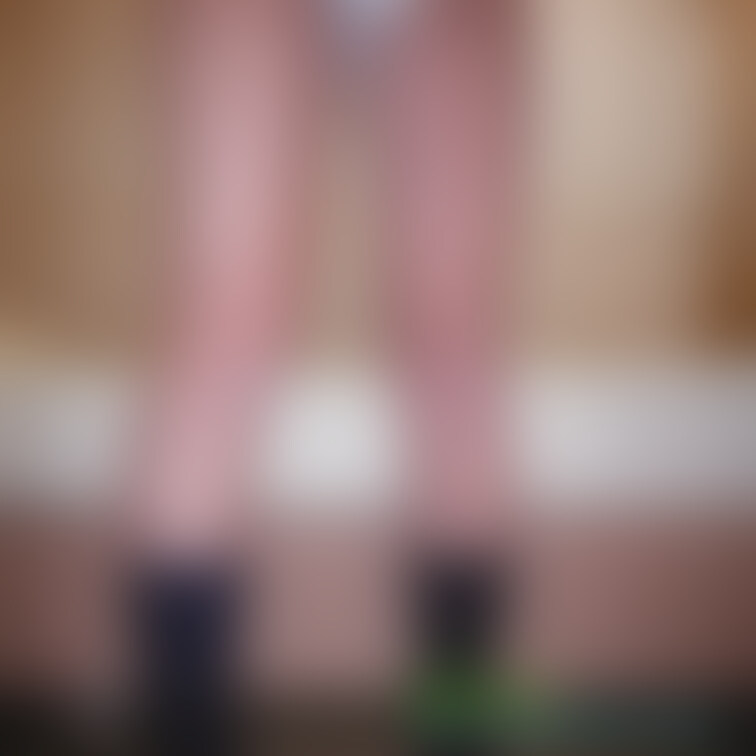 セクハラしまくった女子○生❤️
その○○○○○○な身体に僕のチンポも大興奮❣️
女子○生にチンポを触らせたら先端から