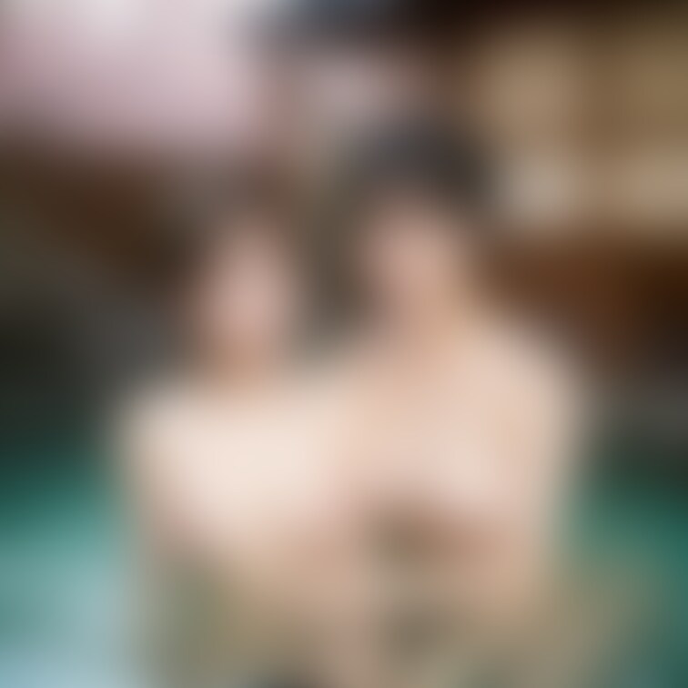 女子大生温泉撮影。