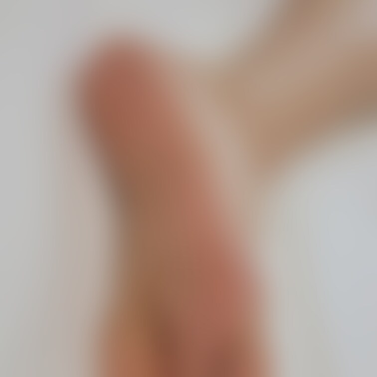 32歳おしとやか系和風美人第2弾です。凛とした書道の先生の様な和の色気を持った美人妻です。撮影には快く応じてくれ、様々な