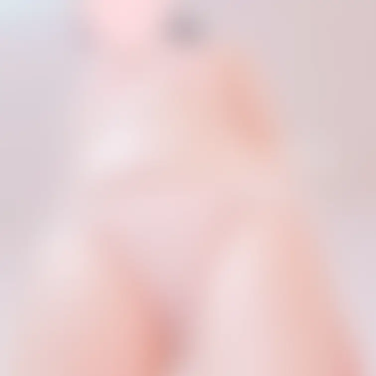 ふりふりが可愛いの💕今日は早めにお家帰れたからいっぱいオナニーしちゃったよ🤭次はおもちゃも使おうかな