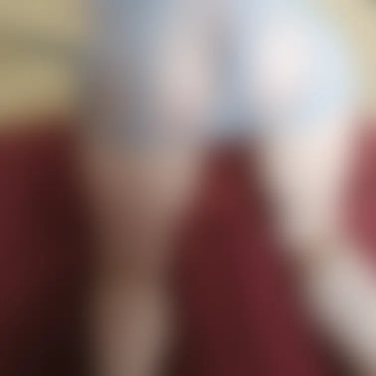 頬を叩かれ 胸がいっぱいになりました。。
俺だけを見なさい、 と静かに強く 命令されます。。

日常の雑音が全てか