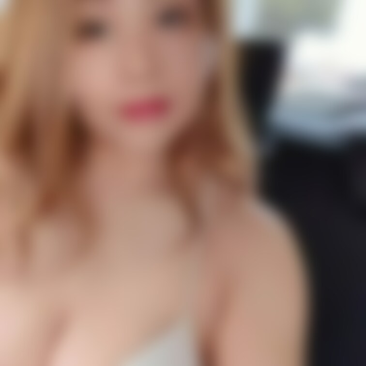 今年初出勤も満員御礼🍌
今年もリアル送迎車から配信📸📸📸📸