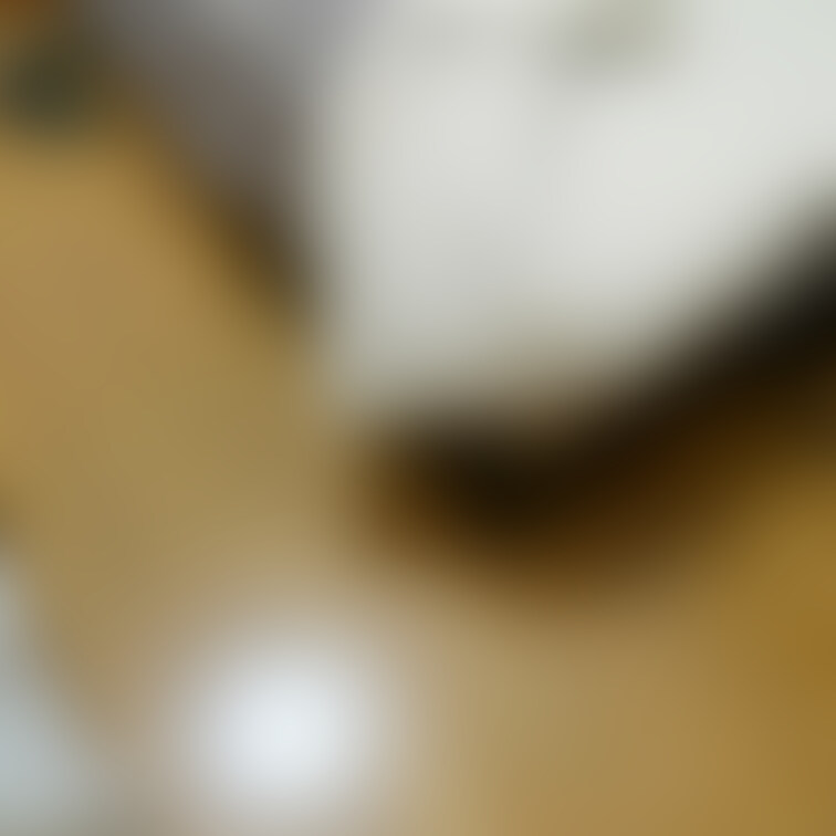 ○○○を朝起こしに部屋に入った時
こっそり撮ってみた
エロっ!
俺の○○○「あかね」の日常
.