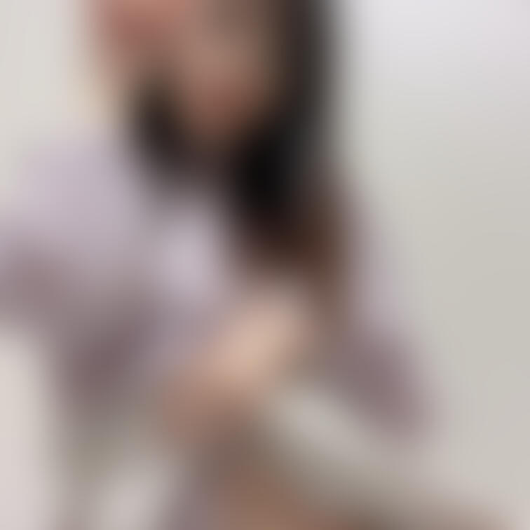 最近、ランジェルという下着販売サイトで
すみれの下着など出品していたら、いつの間にか
ランキング1位になってました(