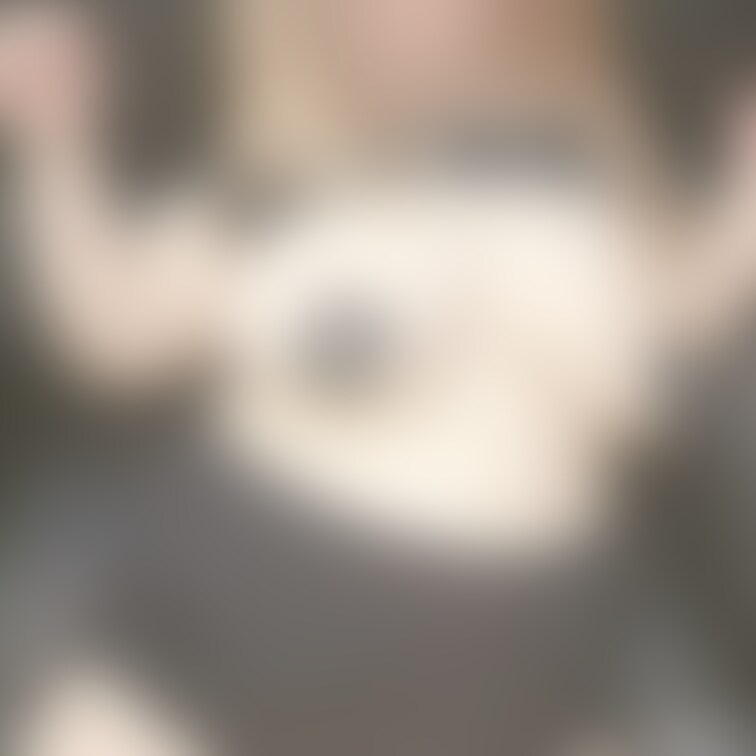 眼鏡姿の私はどうですか？、、