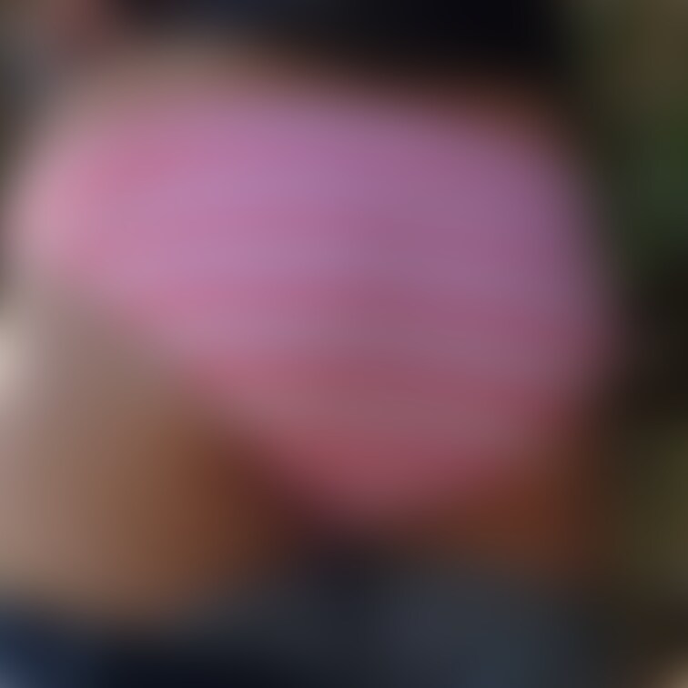 もも🍑の野外露出🫣可愛いらしいパンツでしょ☺️🤭でもオカズにはならないか😓🤦♀️
