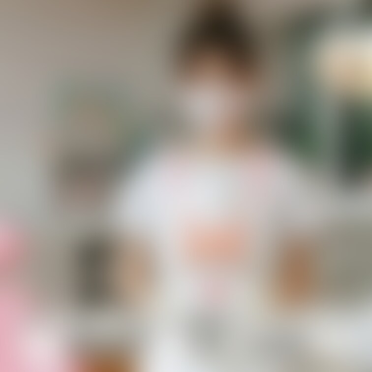 【おとな・こども歯科クリニック】
スタッフ紹介①
こんにちは、おとな・こども歯科クリニックの受付、歯科助手チ