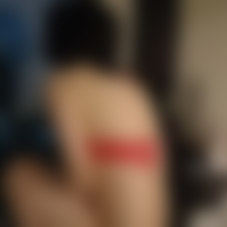 窓見せオナニー❤この日3回目のオナ逝きです❤前のマンションから見られてると思うとめっちゃ興奮しました❤