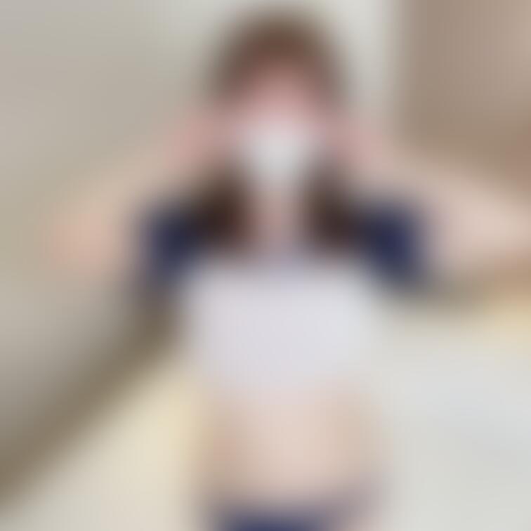 初めてのブルマでのエッチしてきました😻おもちゃで濡れ濡れになりました😦動画も近いうちに公開予定です是非見てくださいね🥺い
