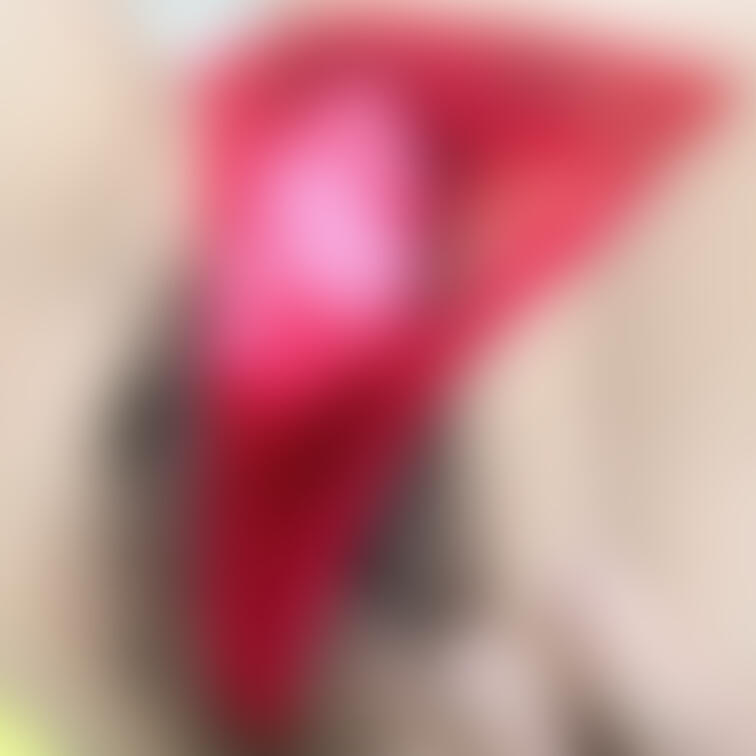 ○○○束⑤

縛られてフェラさせられて散々ローターとデンマでまんこ気持ちよくされてべちゃべちゃになったまんこ😳
