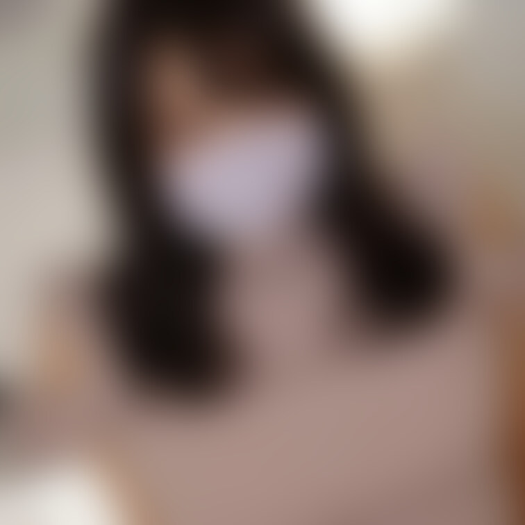 店長がナンパしてきた爆乳女子大生です。


犬の散歩をしているときに知り合いになったそうで、今はセフレとして付き合