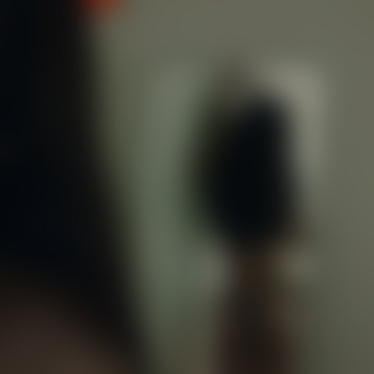 角が本体だから優しく触って!!