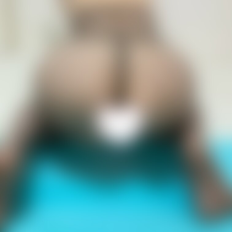 初めまして🫧
りおんです.ᐟ.ᐟ  

更新日は、月・水 ・金 の２１時です🌞
１日の終わりにぜひ覗いていってく