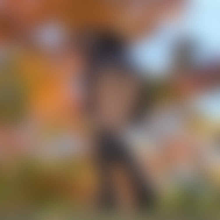 日の紅葉狩りにて🍁ミニスカ×ブーツは間違いないですっ😍それに初ブーツ♡人も多かったけど、良いタイミングで撮影できました✨