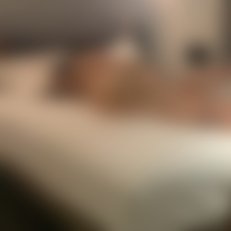 まったりしながら脚をパタパタさせてリラックスしてる感じの事後も好き‥⁺⊹˚.⋆