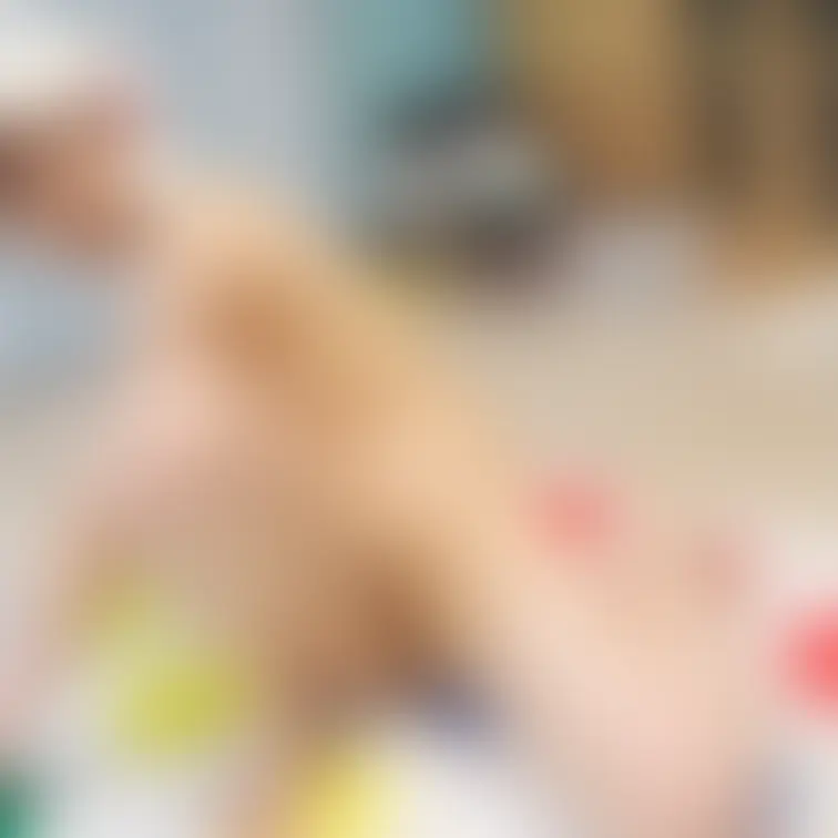 りこの豪邸全裸パーティーでの一コマ。一般参加男性の指示で一人ツイスターをしています。いちおう彼女は局部見せNGなんですが