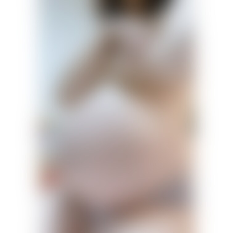 40w0d🤰💕

久しぶりの投稿になりすみません😣
年末に無事出産しました✨️👶🏻🤍

マタニティの頃の写真や