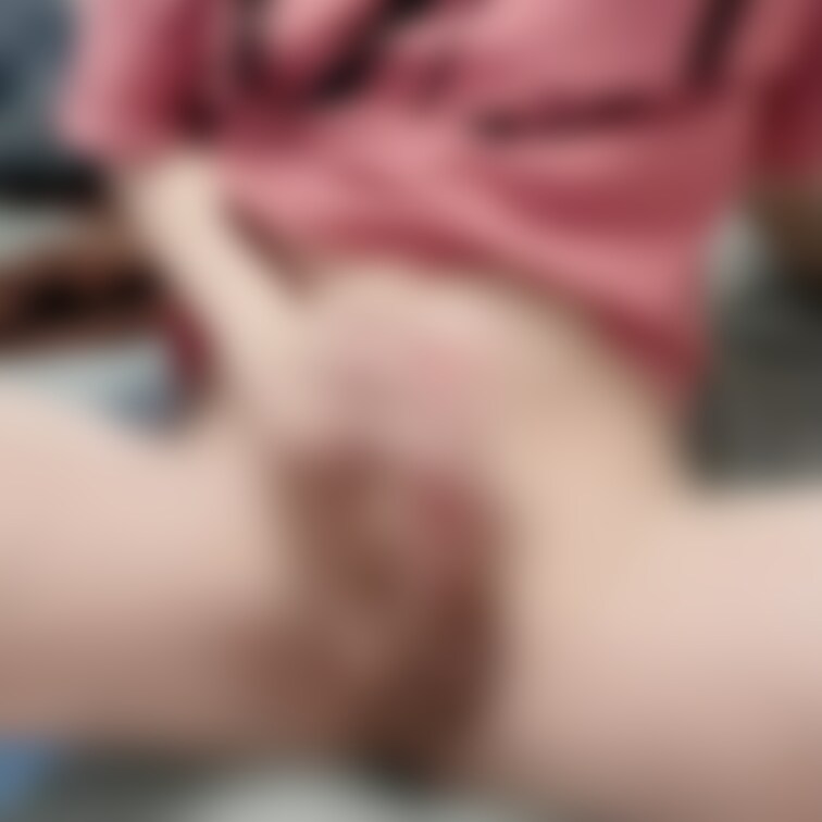 今回は「おっぱい専用のアダルトグッズを『ちんちん』」に
当てちゃうR18実写動画になっています...♡

グリグリ