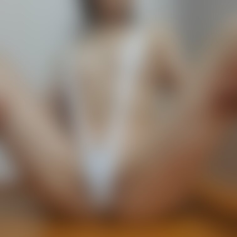 近日公開のセクシーストレッチ😁
衣装の生地面積が狭すぎました😂

これは出ちゃう❗️
