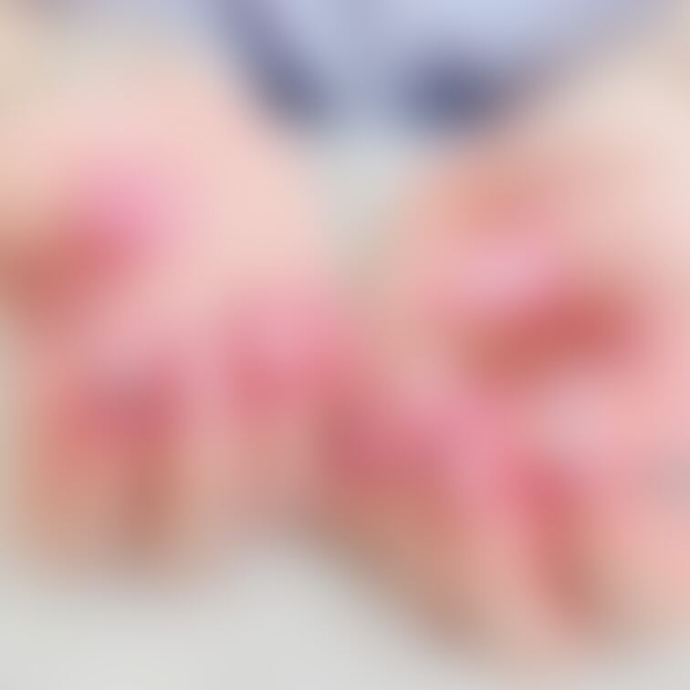 9月ネイル‪𝐃𝐚𝐲‬💅✨
マイナスな出来事が続いたので、今回は幸せはっぴーなネイルに仕上げて頂きました！
幸せ=ピン