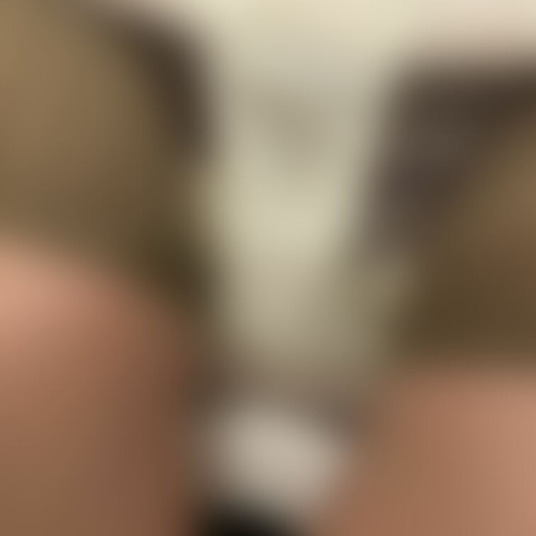 自宅のトイレでオナニーして、
ぐちゃぐちゃに汚したパンツです🙈///
慣れすぎてメスの匂いぷんぷんだった。

こ