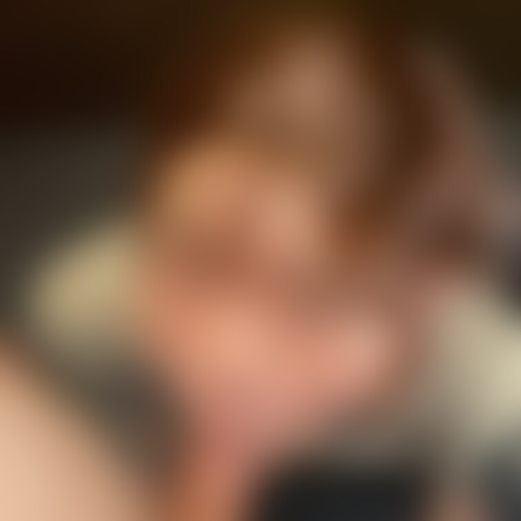 ネカフェでフォロワー2万超え裏垢女子とハメ撮りしてきた動画を明日19日(水)に投稿予定です。
声出したらバレるっていう