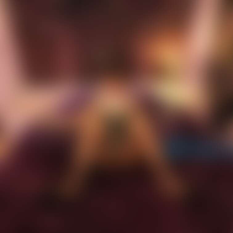 ベッドにバニーガールが居たら襲いたくなっちゃいますか？