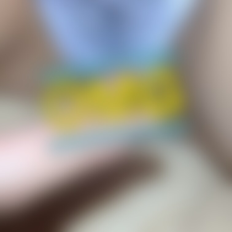 現在こちらの動画編集中です☺️
濡れまくる人妻は好きですか？🫣💕
今回は実験的にマイクを使用したので声を押し殺してる