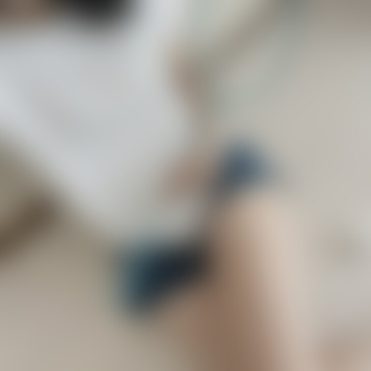 ショートパンツとバトミントン🏸

【みみからのお願い💕】 
えっちだと思ってくれた方は 
写真下の♡印をポチッと