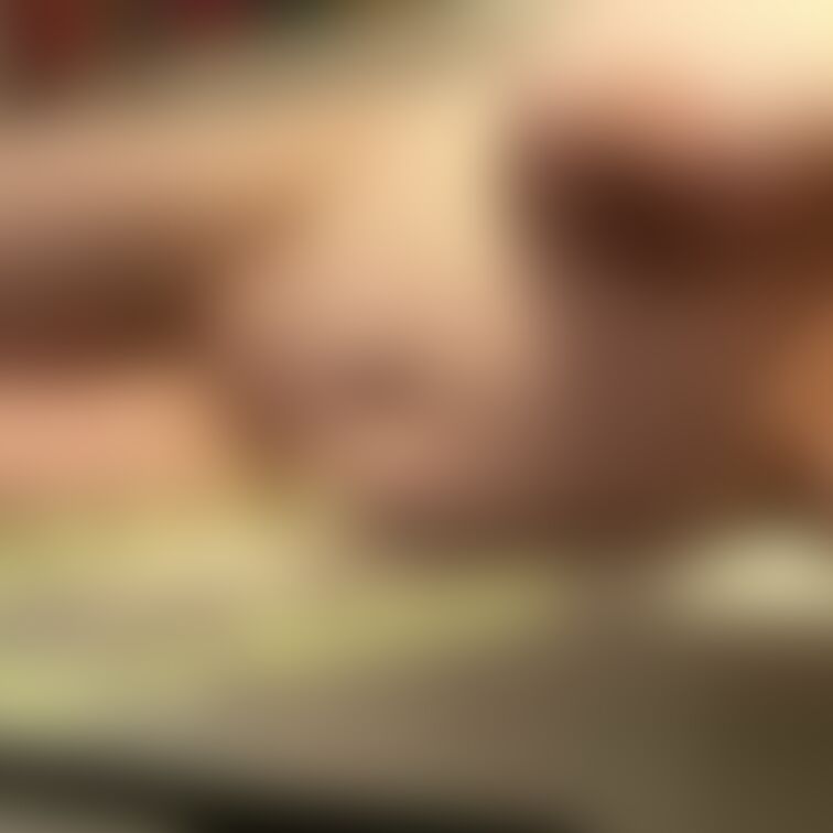 巨乳揉む？